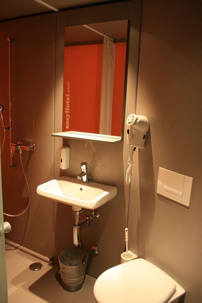 Easyhotel Zuerich City Centre Eksteriør billede