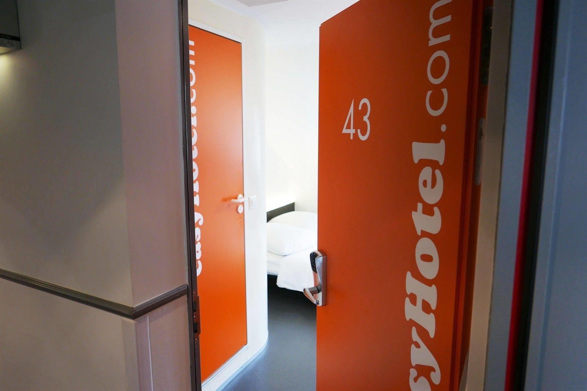Easyhotel Zuerich City Centre Eksteriør billede